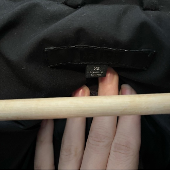 Uniqlo warmest extra long black parka coat like new - Picture 6 of 14